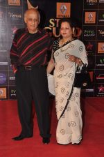 Mukesh Bhatt at Star Guild Awards red carpet in Mumbai on 16th Feb 2013 (3).JPG